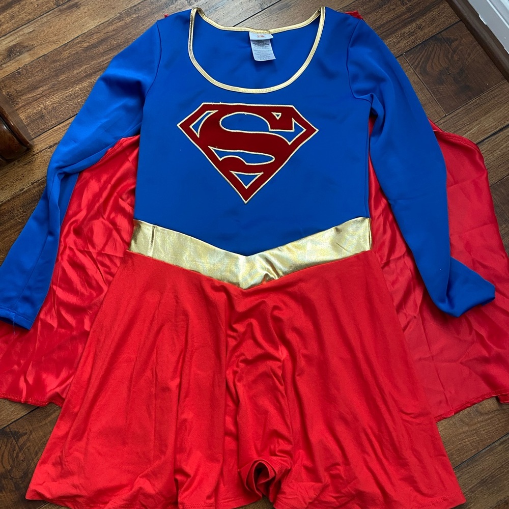 Halloween costume of super girl adults size medium
